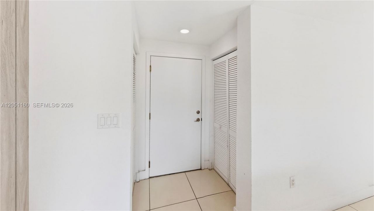 205 NW 12th Ct , Florida City, FL 33034 Photo
