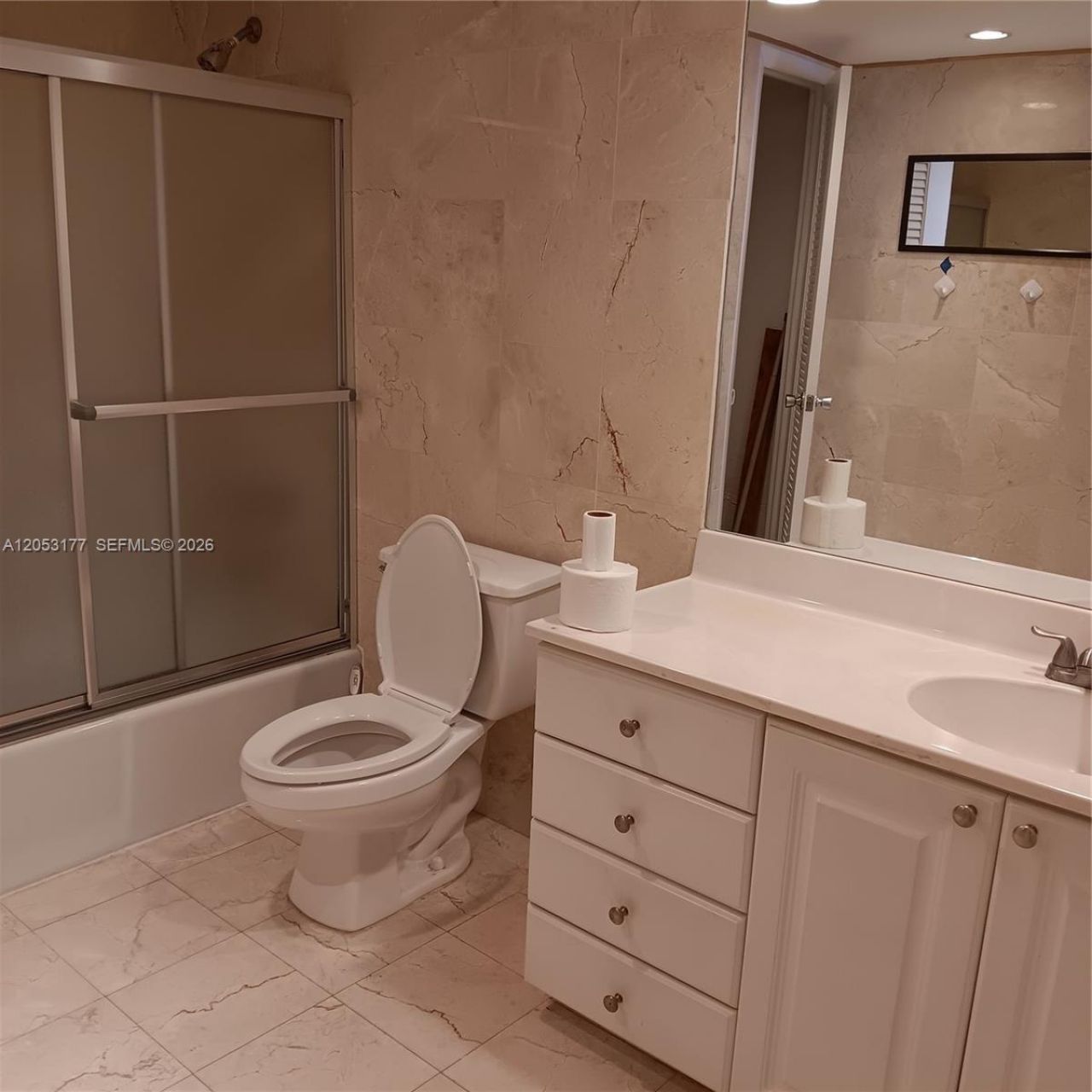 19390 Collins Avenue , Unit 1014, Sunny Isles Beach, FL 33160 Photo