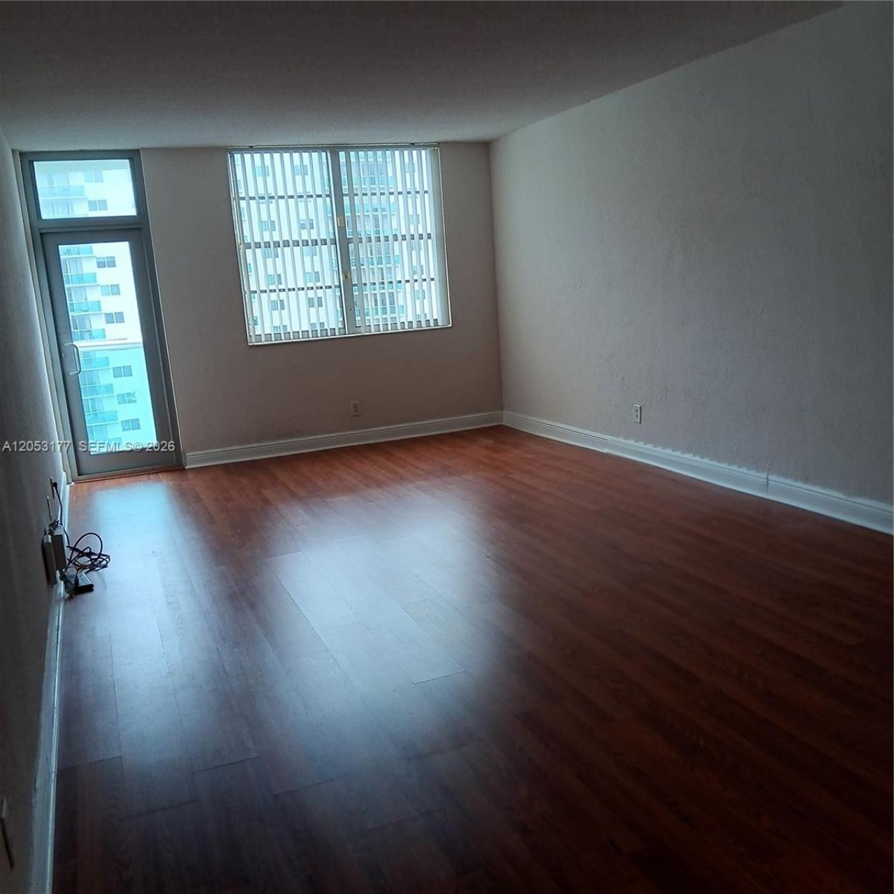 19390 Collins Avenue , Unit 1014, Sunny Isles Beach, FL 33160 Photo