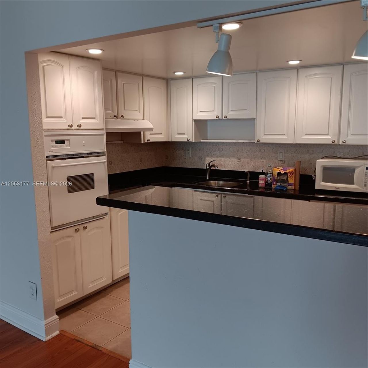 19390 Collins Avenue , Unit 1014, Sunny Isles Beach, FL 33160 Photo