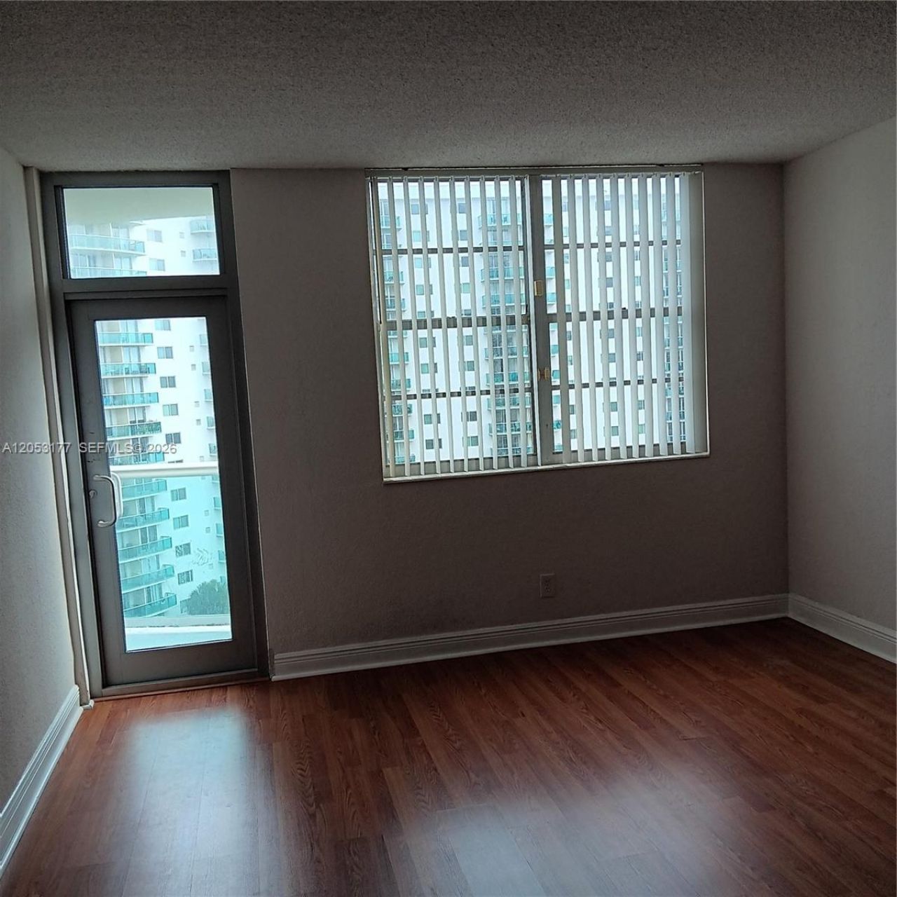 19390 Collins Avenue , Unit 1014, Sunny Isles Beach, FL 33160 Photo