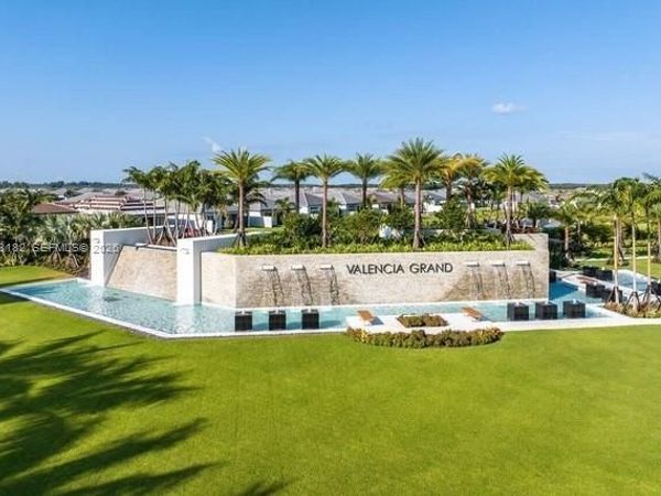 9801 Spruce Woods Dr , Boynton Beach, FL 33473