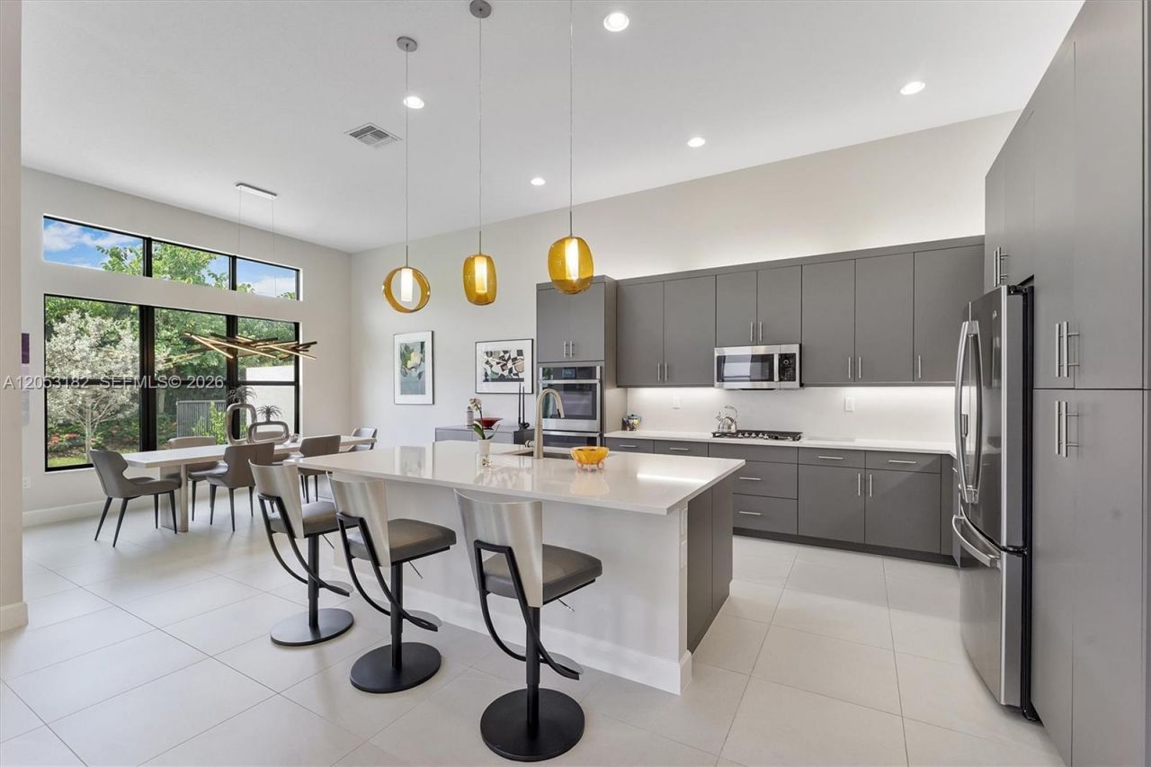 9801 Spruce Woods Dr , Boynton Beach, FL 33473 Photo