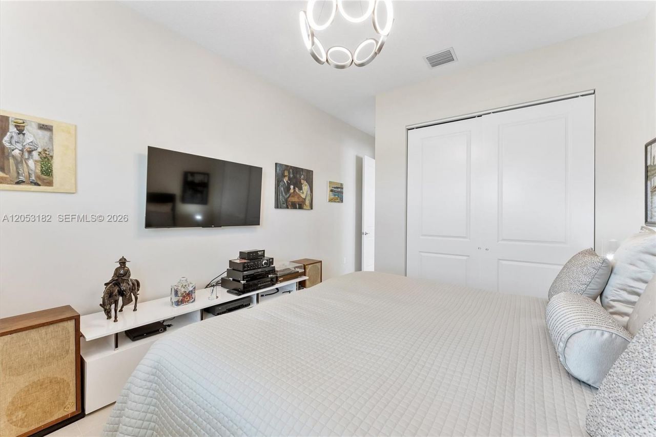 9801 Spruce Woods Dr , Boynton Beach, FL 33473 Photo