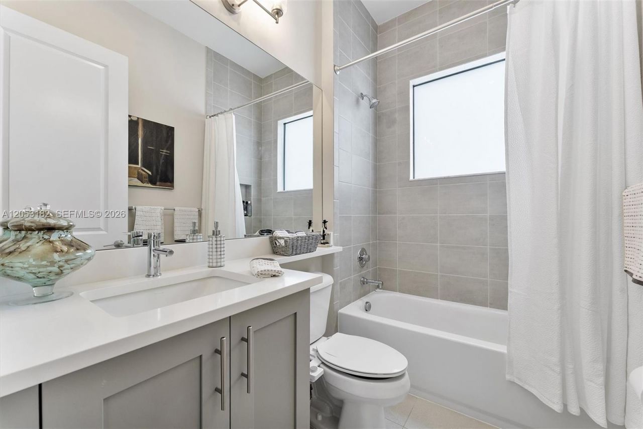 9801 Spruce Woods Dr , Boynton Beach, FL 33473 Photo