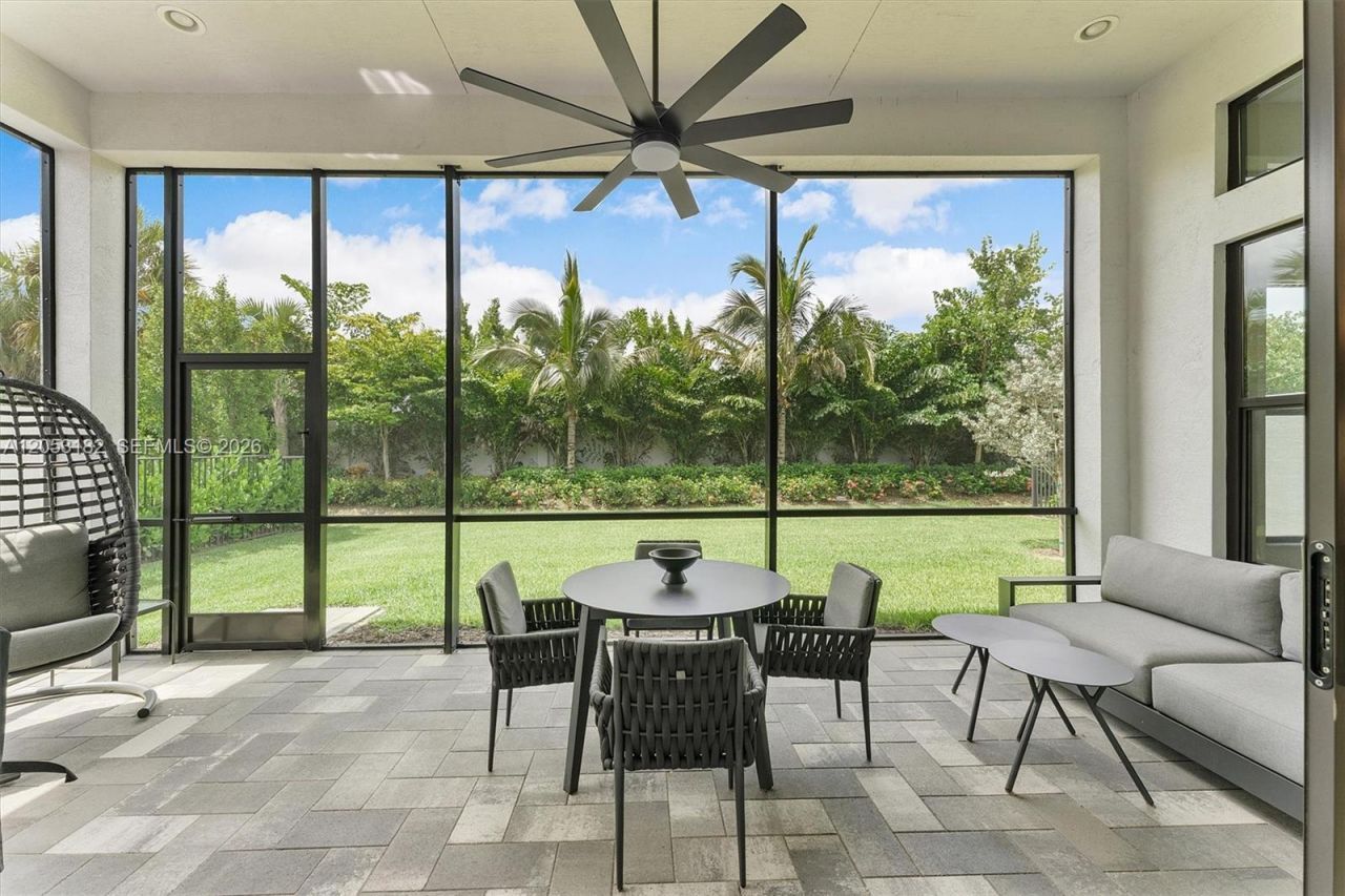 9801 Spruce Woods Dr , Boynton Beach, FL 33473 Photo