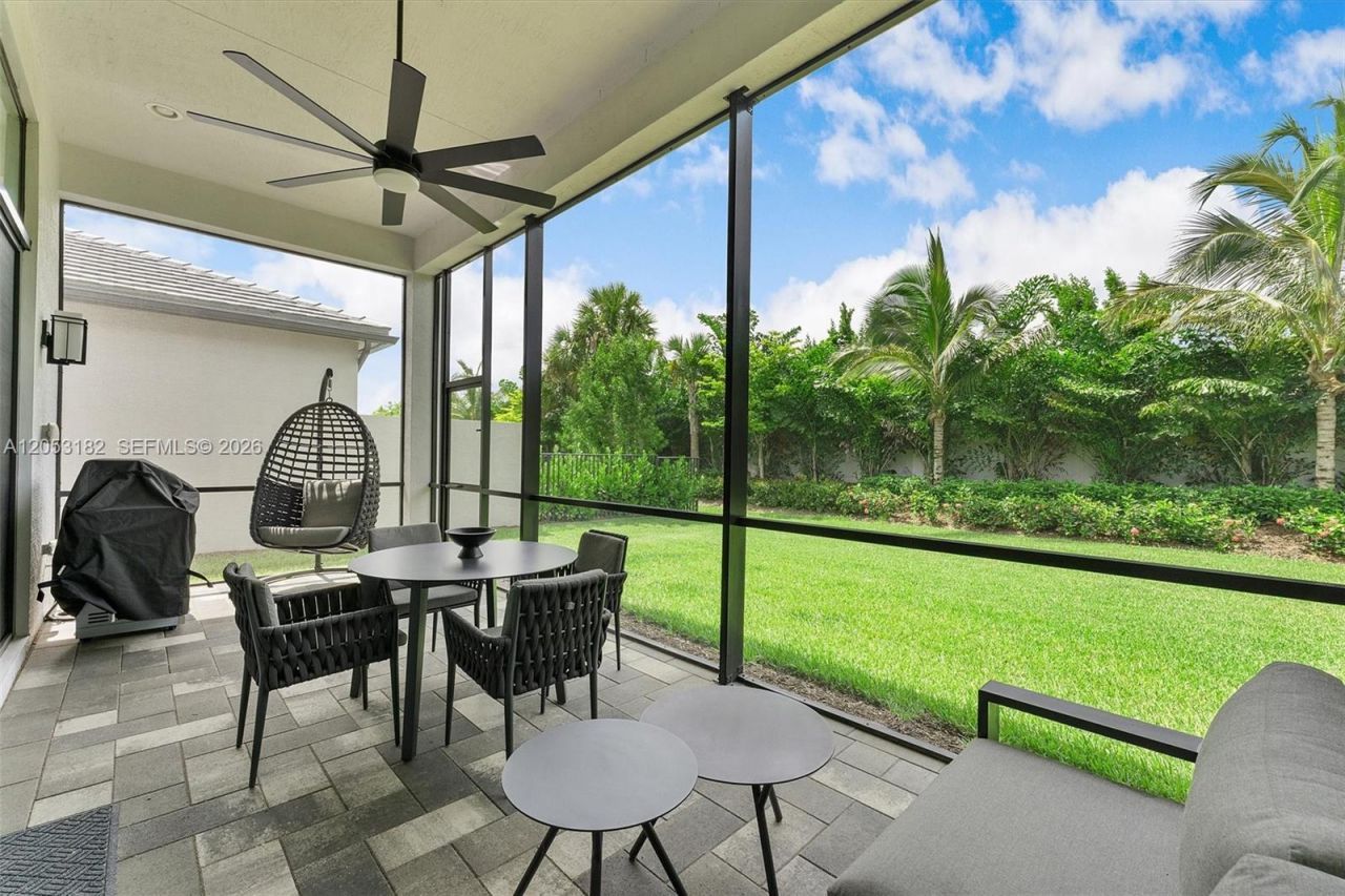 9801 Spruce Woods Dr , Boynton Beach, FL 33473 Photo