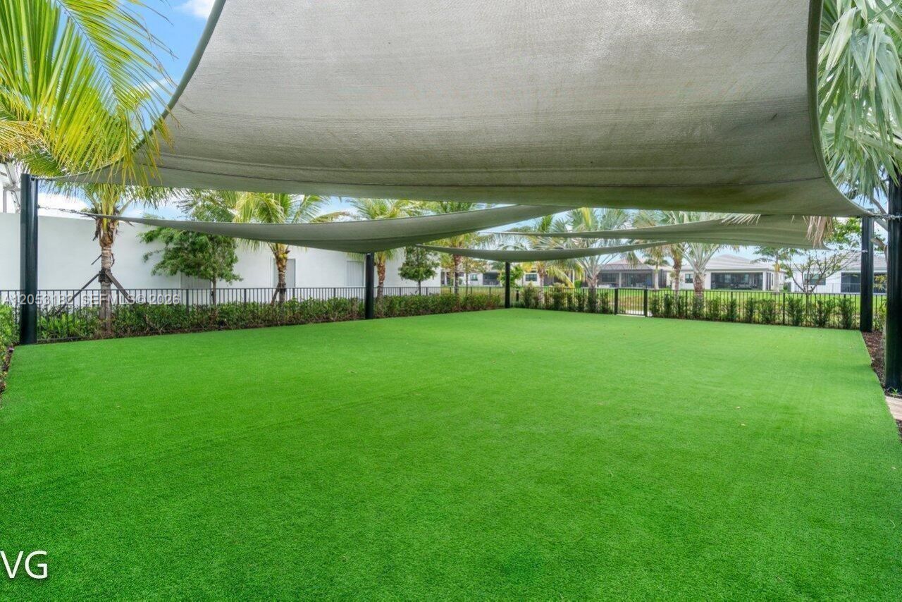 9801 Spruce Woods Dr , Boynton Beach, FL 33473 Photo