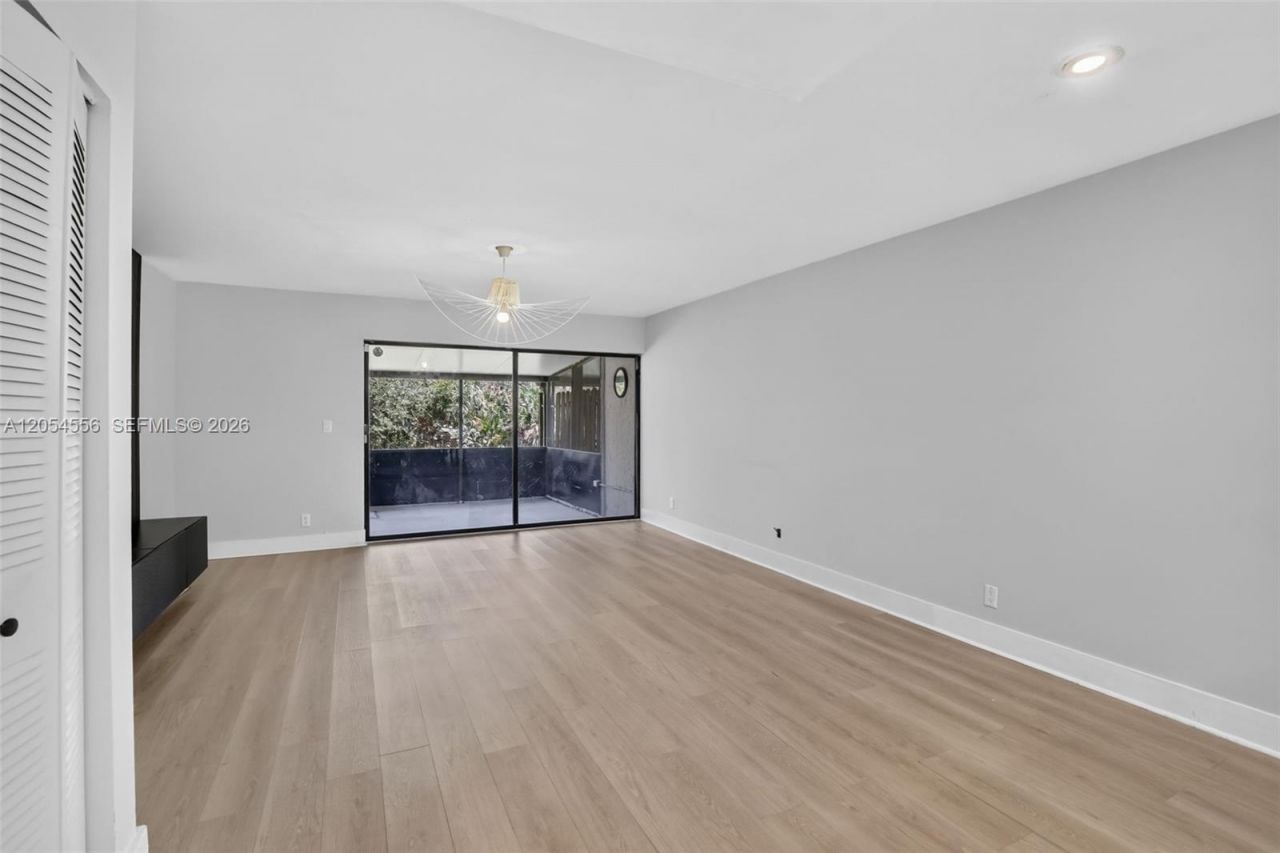 4070 Sierra Ter, Sunrise, FL 33351 Photo