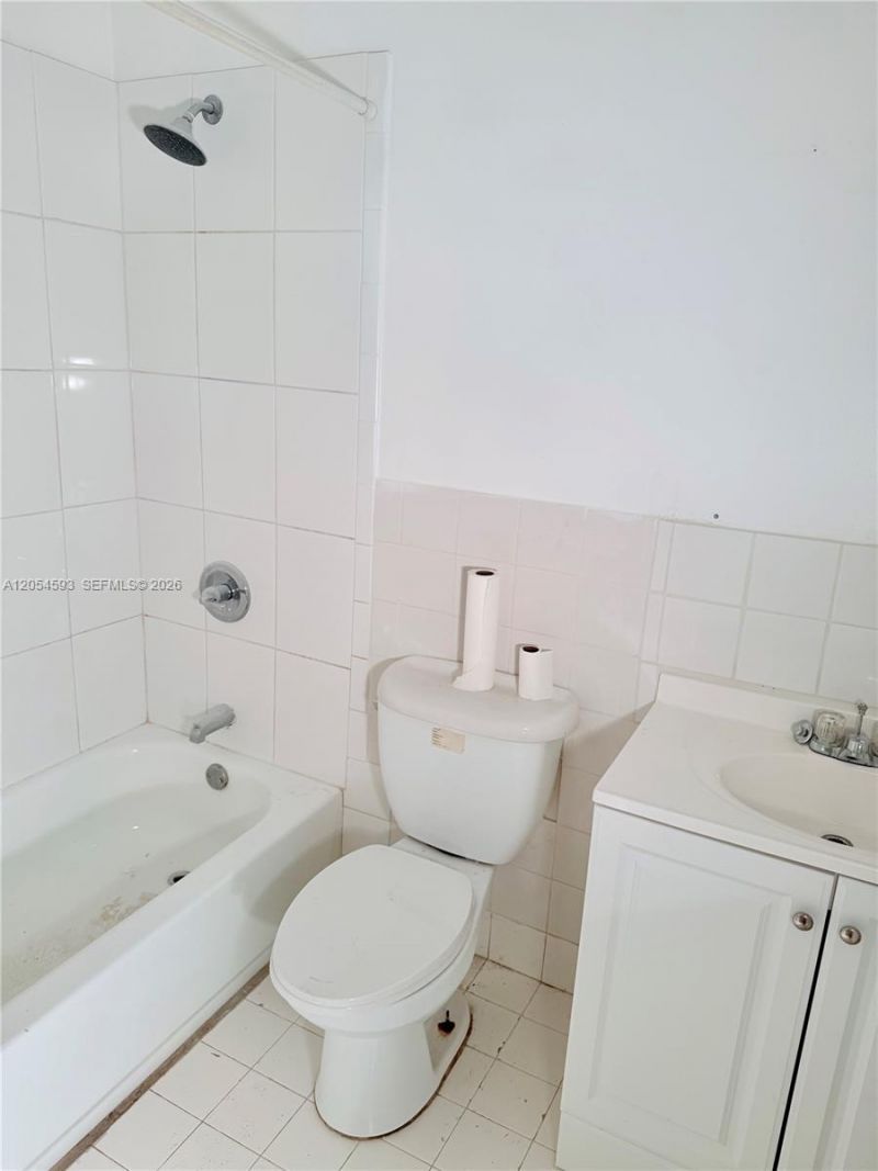 1561 NW 7th Ter , Pompano Beach, FL 33060 Photo