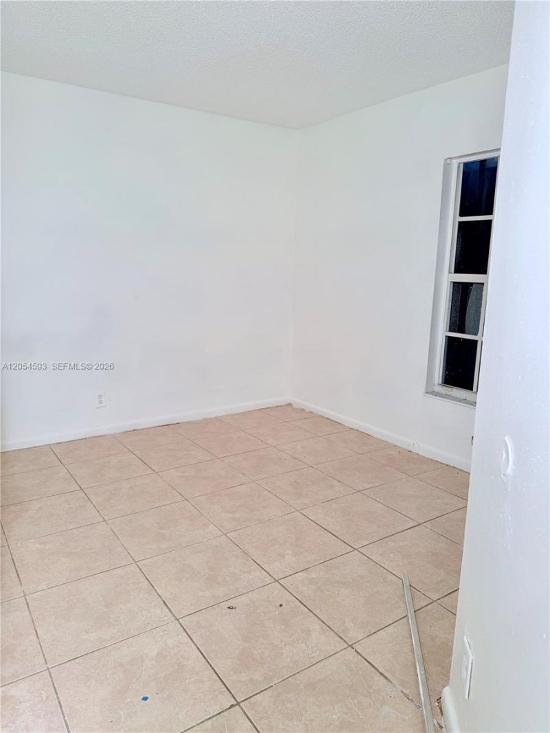 1561 NW 7th Ter , Pompano Beach, FL 33060 Photo