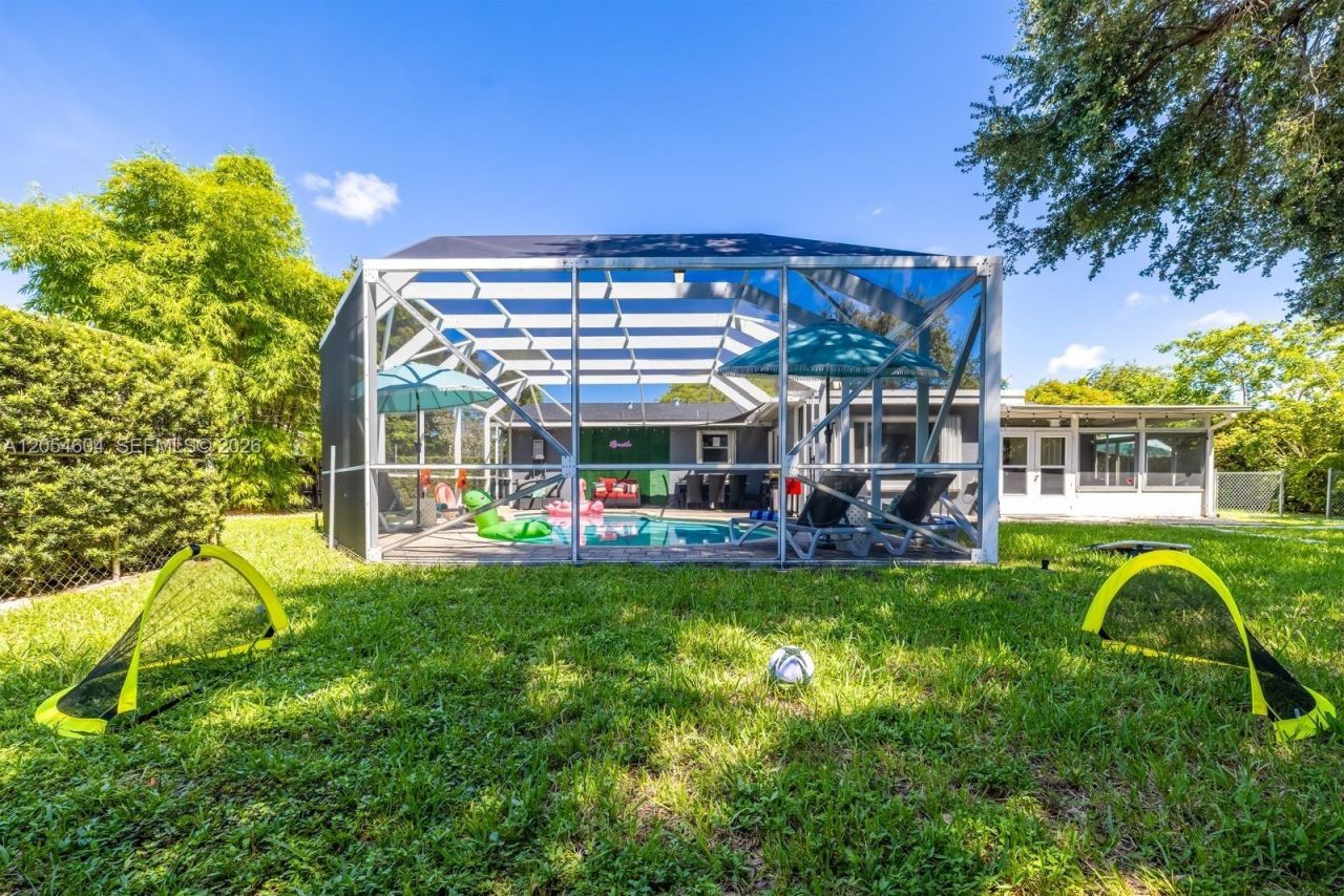 312 N Luna Ct , Hollywood, FL 33021 Photo