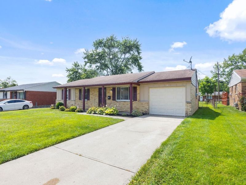 10915 Tangleberry Court, Springfield Twp., OH 45240 Photo 2