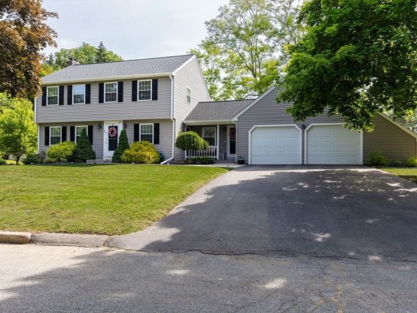 43 Saddle Drive, Bridgewater, MA 02324