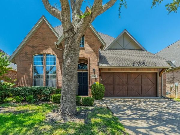 1717 Lake Eden Drive, Euless, TX 76039