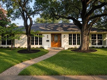 6214 Glennox Lane, Dallas, TX 75214