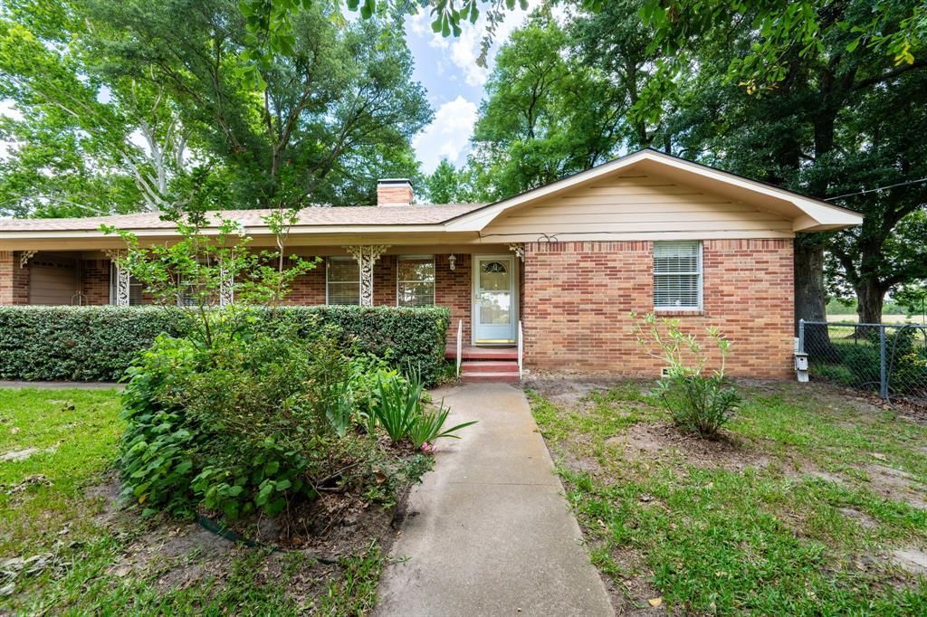 2715 Fm 857, Grand Saline, TX 75140 Main Photo