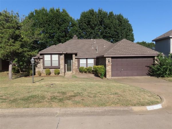 2224 Westview Trail, Denton, TX 76207