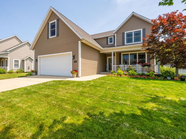 5891 Racine Drive, Stevensville, MI 49127