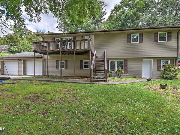 488 Rainbow Circle, Kingsport, TN 37660