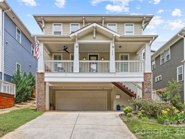 1923 Hamorton Place , Charlotte, NC 28205