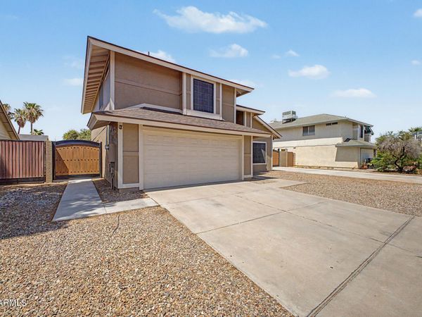 1040 E IVYGLEN Street, Mesa, AZ 85203