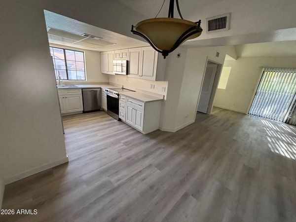 700 E MESQUITE Circle, Unit M229, Tempe, AZ 85288