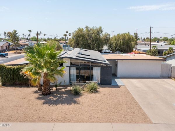 2913 W MADRAS Lane, Phoenix, AZ 85053