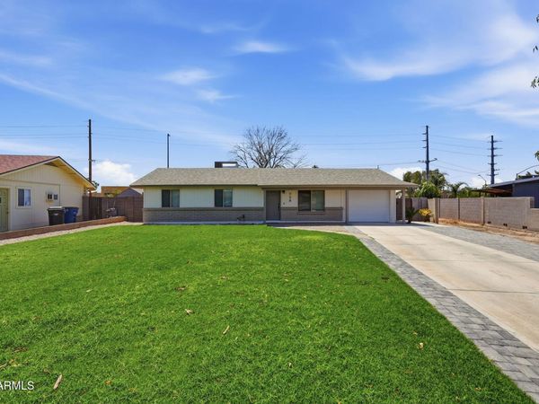 728 N PINE Street, Gilbert, AZ 85233