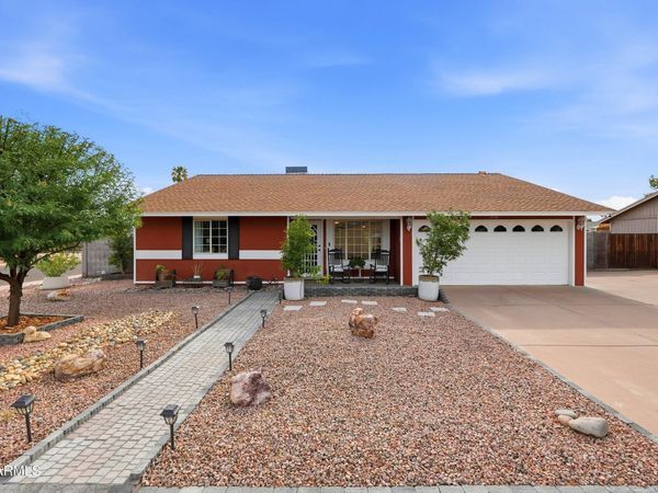 1608 W ALAMO Drive, Chandler, AZ 85224