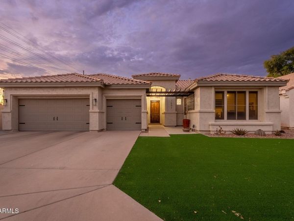 1602 E COMMERCE Avenue, Gilbert, AZ 85234