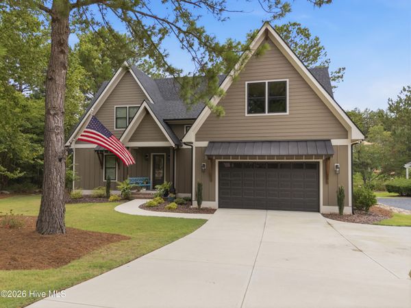 32 Riviera Drive, Pinehurst, NC 28374
