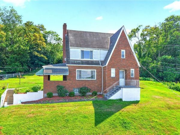1300 Toman Avenue , Clairton, PA 15025