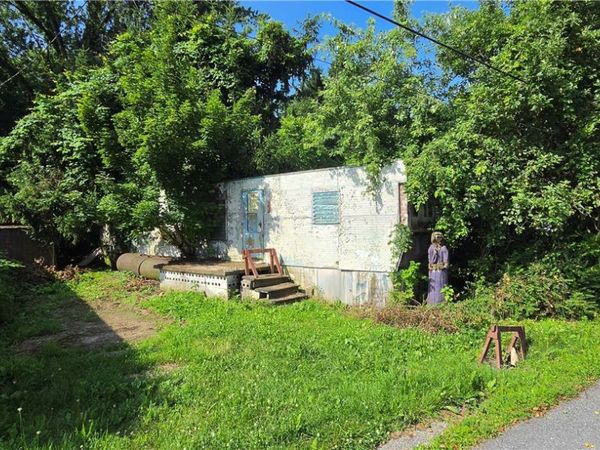 139 Somerset Ave , Jerome, PA 15937