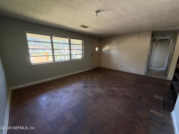 5612 SABENA Road, Jacksonville, FL 32207