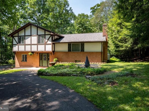 520 PALMER LANE, OAKLAND, MD 21550