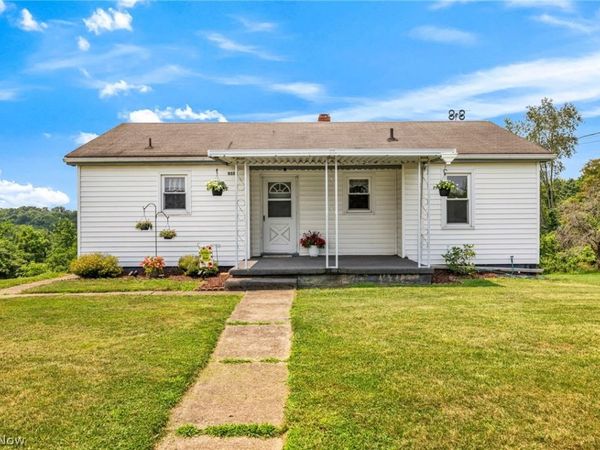 2557 Fernwood Road , Wintersville, OH 43953