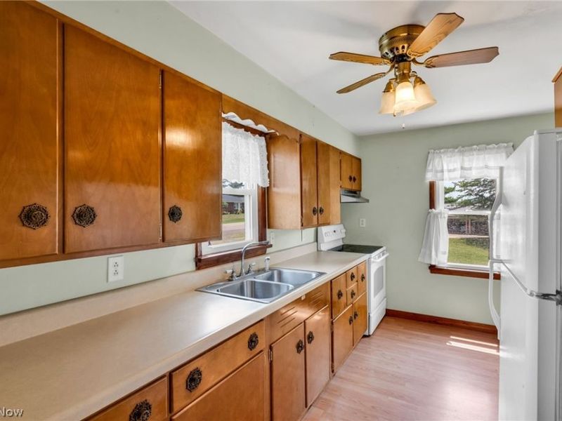 2557 Fernwood Road, Wintersville, OH 43953 Photo 9
