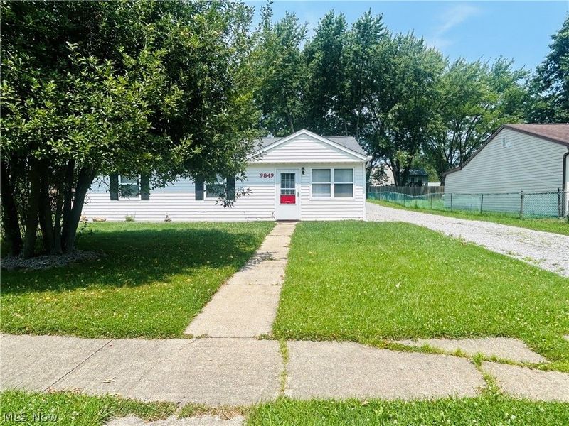 9849 Bright Drive , Windham, OH 44288 Photo 1