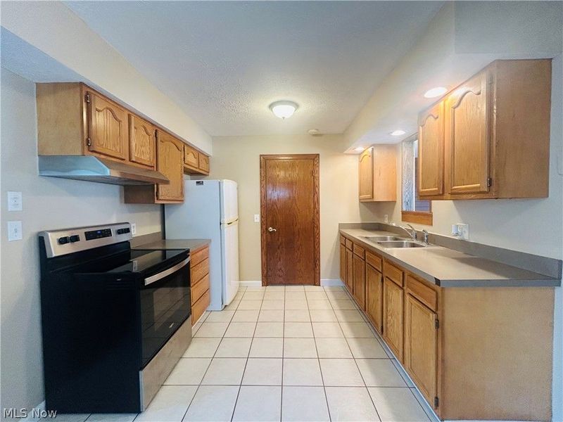 9849 Bright Drive , Windham, OH 44288 Photo 11