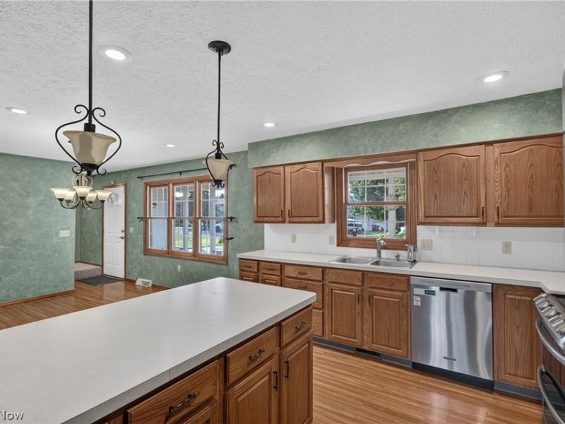 45319 Old Middle Ridge Road, Amherst, OH 44001 Photo 11