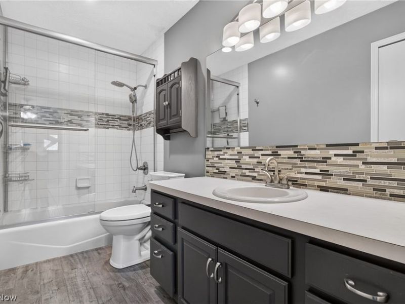 45319 Old Middle Ridge Road, Amherst, OH 44001 Photo 29