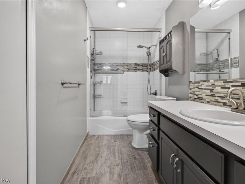 45319 Old Middle Ridge Road, Amherst, OH 44001 Photo 30