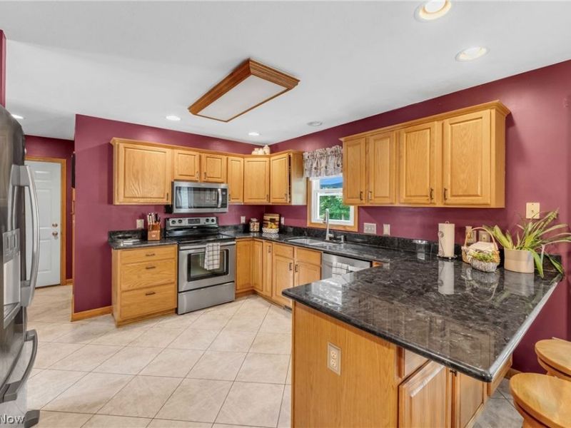 1100 Partridge Drive, Wadsworth, OH 44281 Photo 9