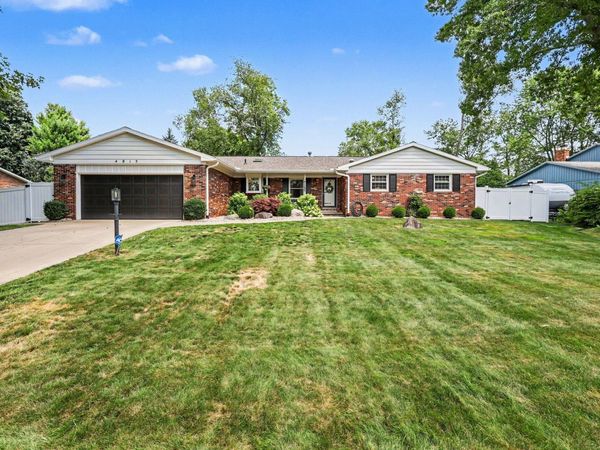 4815 Firethorne Drive, Jackson, MI 49201