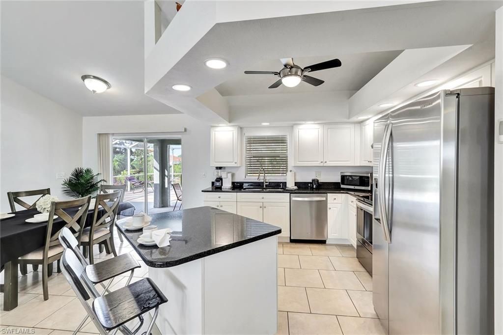 605 SW 13th St, Cape Coral, FL 33991 Photo