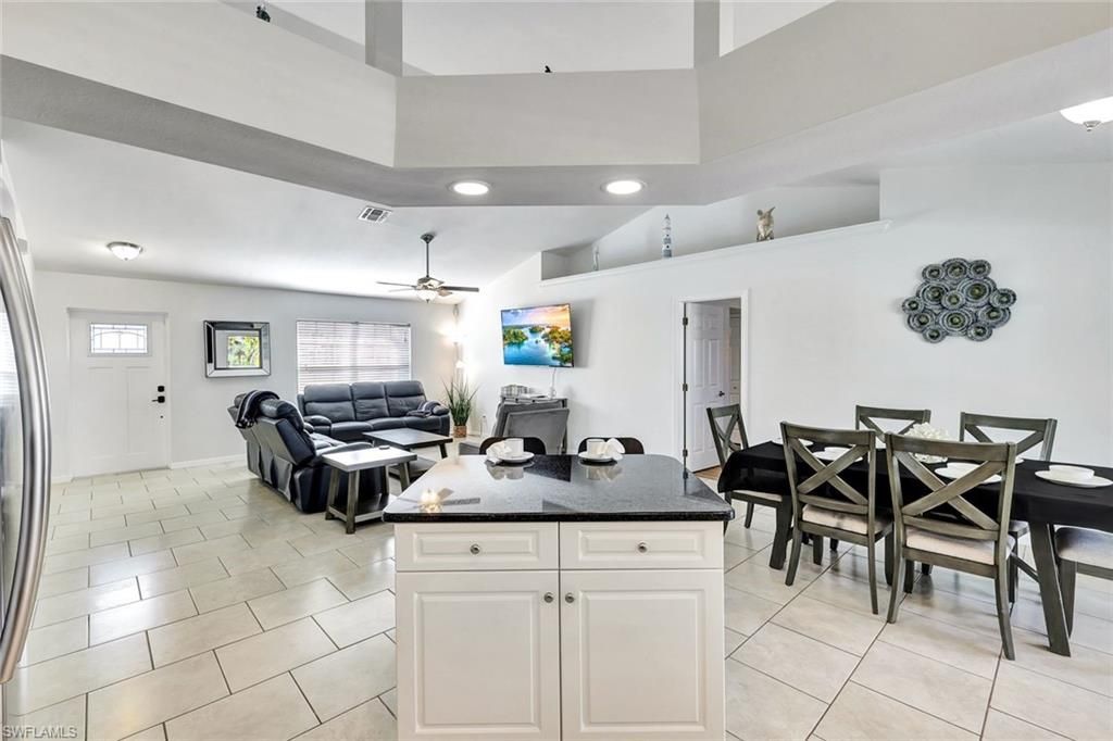 605 SW 13th St, Cape Coral, FL 33991 Photo