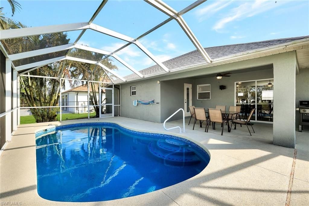 605 SW 13th St, Cape Coral, FL 33991 Photo