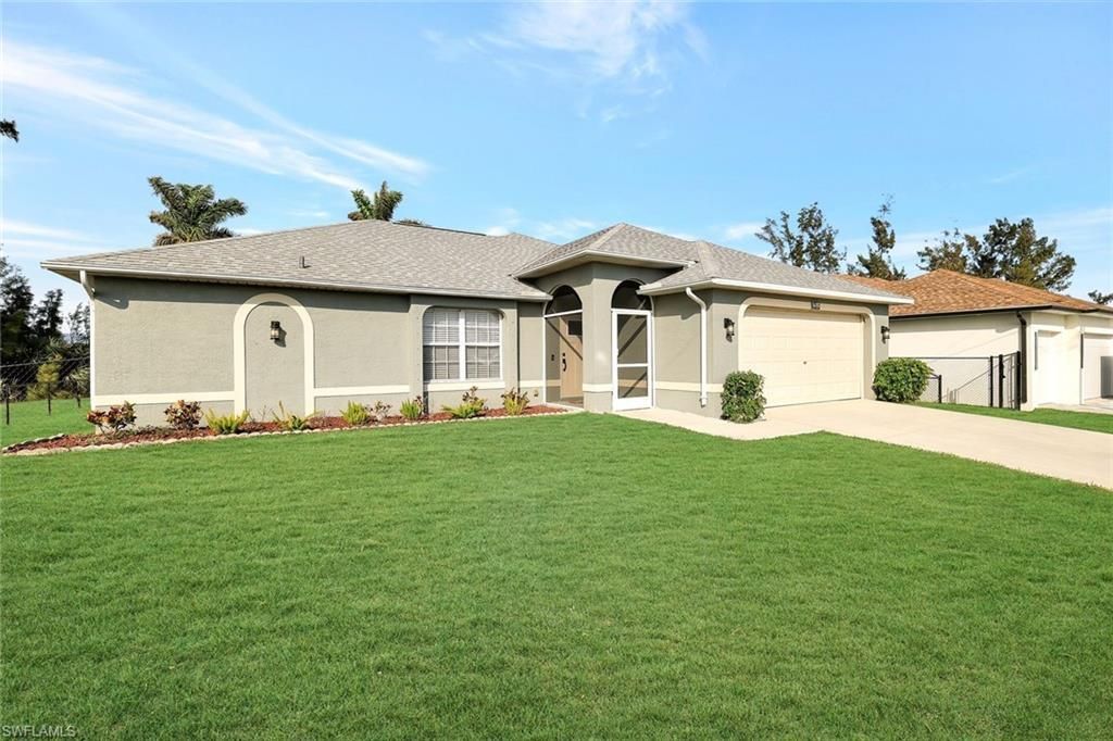 605 SW 13th St, Cape Coral, FL 33991 Photo
