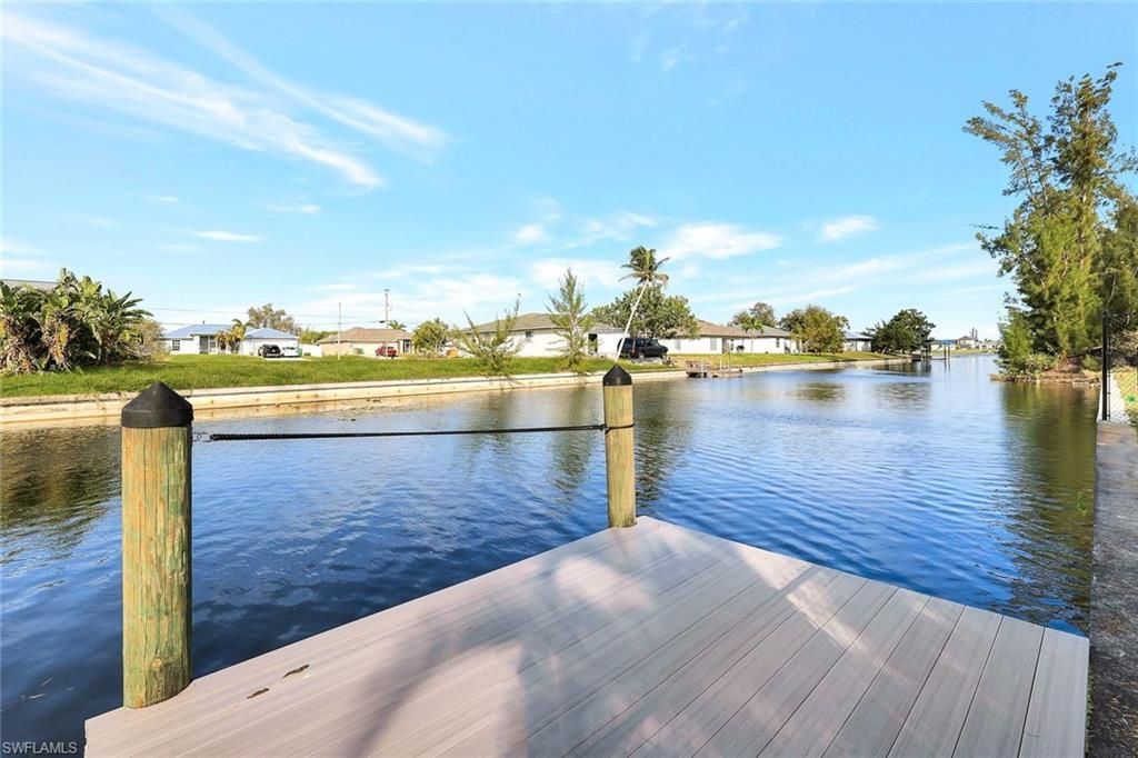 605 SW 13th St, Cape Coral, FL 33991 Photo